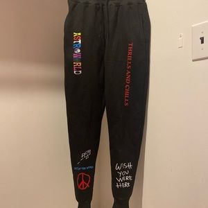 RARE: TRAVIS SCOTT ASTRO WORLD SWEATPANTS